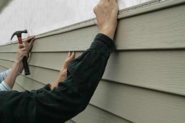 Cost of Insulated Siding Installation in Pensacola