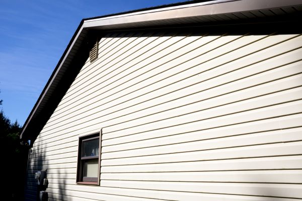 Cost of Dutch Lap Siding Installation in Pensacola