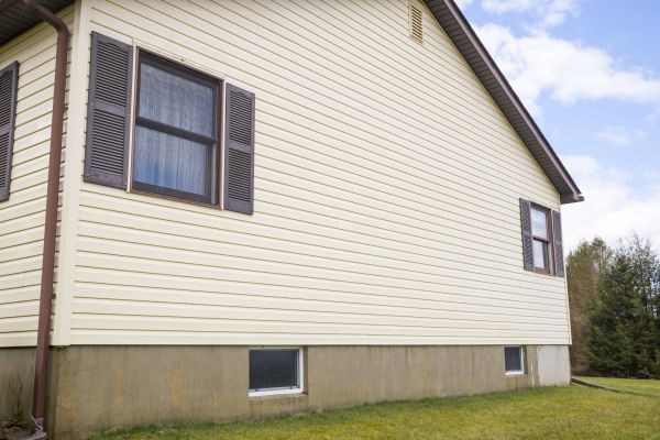 Cost of Dutch Lap Siding Repair in Pensacola