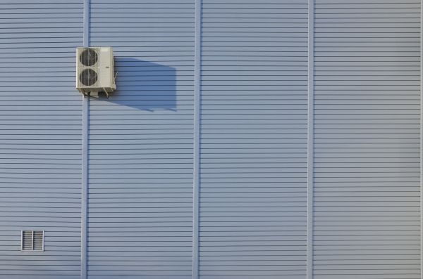 Cost of Flat Metal Siding Installation in Pensacola