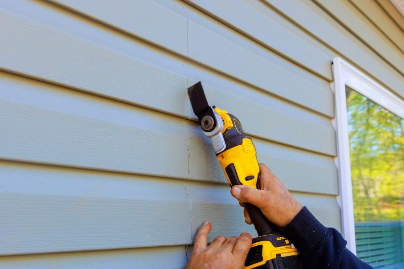 Vinyl Siding Repair Image 8